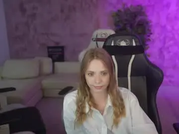Chaturbate Live Sex Cam of kira0541