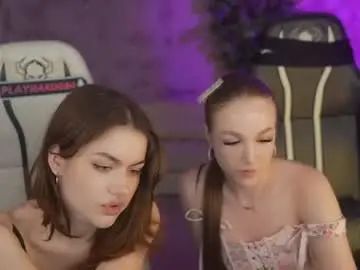 Chaturbate Live Sex of kira0541