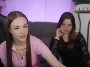 Chaturbate Nude Webcam of kira0541