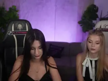 Chaturbate Watch Live Sex Cams of kira0541