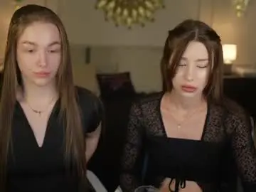 Chaturbate Watch Live Sex Cams of kira0541