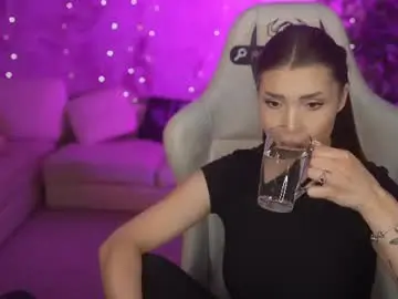 Chaturbate Live Sex Cam of kira0541