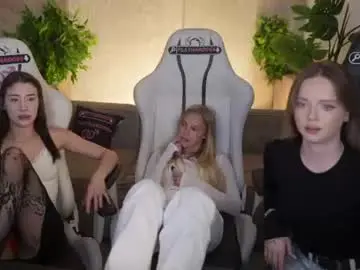 Chaturbate Live Sex of kira0541