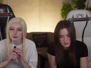 Chaturbate Sex Cam of kira0541