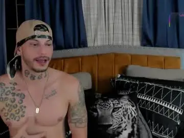 Chaturbate Live Sex Cam of rickg_oficial