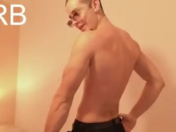 Chaturbate Live Porn of isaacblaze_