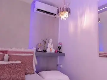 Chaturbate Best live sex cam show of cleojhonson