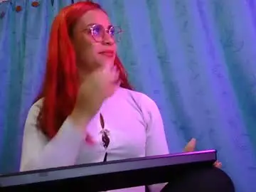 Chaturbate Live Porn of tiiny_emiily