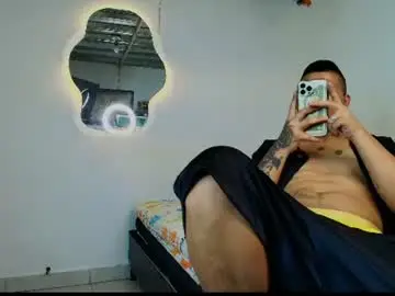Chaturbate Live Sex of ihan_hot