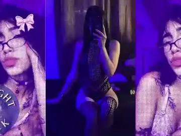 Chaturbate Live Sex Cam of lilithcollins