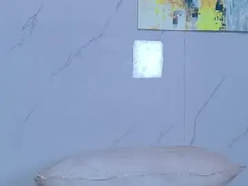 Chaturbate Free Porn Cam of curvyhomebebe