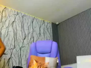 Chaturbate Live Sex Cam of nareya_asha