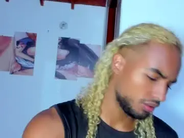 Chaturbate Sex Chat of salvatore_amator