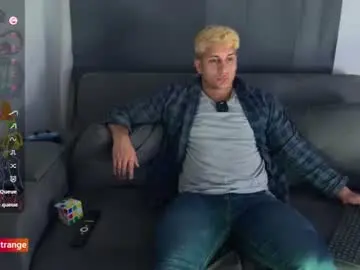Chaturbate Watch Live Sex Cams of apolo_strange
