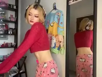 Chaturbate Best live sex cam show of carmenlavelli