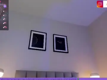Chaturbate Best live sex cam show of violetta_nur