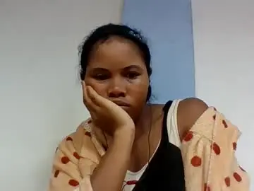 Chaturbate Nude Webcam of alydie7