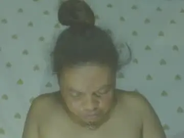 Chaturbate Sex Cam of carinesexy69