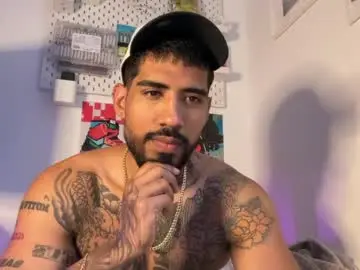 Chaturbate Free Porn Cam of myke_esthetic