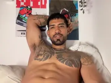 Chaturbate Free Porn Cam of myke_esthetic