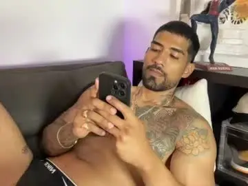 Chaturbate Adult Webcams of myke_esthetic