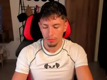 Chaturbate Live Porn of aaronfox_