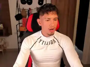 Chaturbate Nude Webcam of aaronfox_