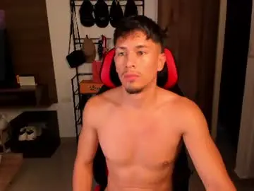 Chaturbate Sex Chat of aaronfox_