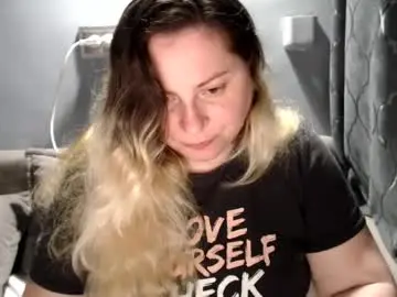 Chaturbate Free Live Porn of candycream74