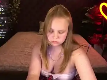 Chaturbate Free Porn Cam of crystallpaws_
