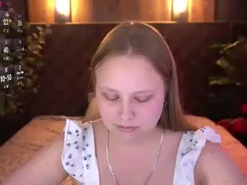 Chaturbate Nude Webcam of crystallpaws_