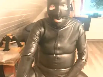 Chaturbate Free Live Porn of rubberbondage67