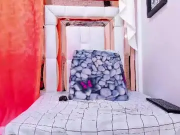Chaturbate Adult Webcam of naomi_curvy69