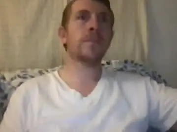 Chaturbate Free Live Porn of freddyfootball