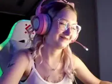 Chaturbate Adult Video Chat of lomamcmeen