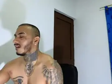 Chaturbate Free Porn Cam of andy_love97