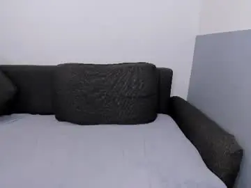 Chaturbate Live Sex Cam of hotflirtyfella