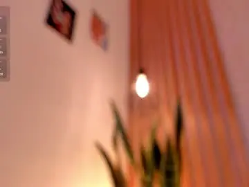 Chaturbate Free Live Porn of pawggirl18