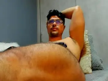 Chaturbate Live Sex Cam of adam_clarke