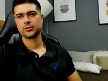 Chaturbate Best live sex cam show of adam_clarke