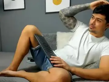 Chaturbate Sex Cam of adam_clarke