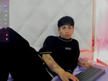 Chaturbate Nude Webcam of aress_tay