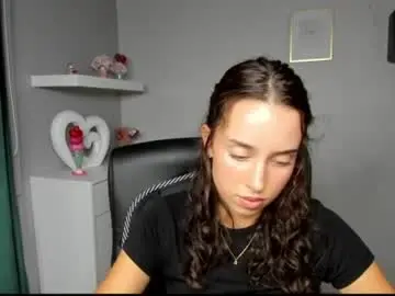 Chaturbate Best live sex cam show of adelesolo
