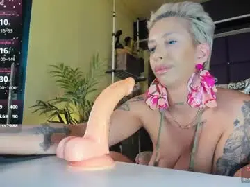 Chaturbate Adult Webcams of sofiequeen_
