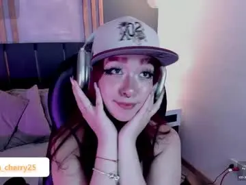 Chaturbate Sex Chat of leah_cherry