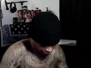 Chaturbate Live Sex Cam of rickavelli