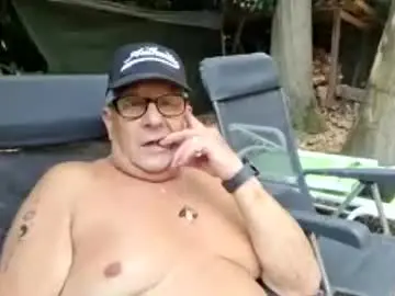 Chaturbate Live Sex of woodwurm