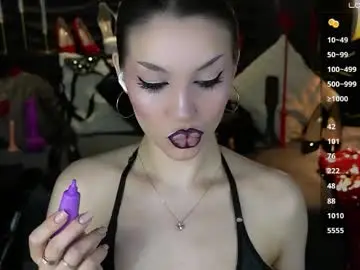 Chaturbate Adult Video Chat of mistress_darsy