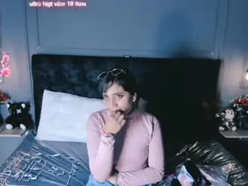 Chaturbate Adult Video Chat of stardoll_
