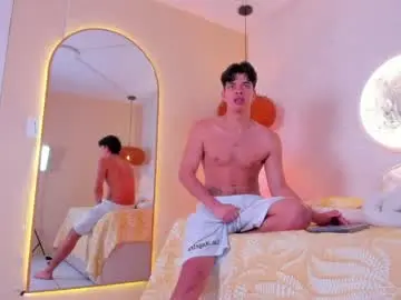Chaturbate Sex Cam of benjamin_more